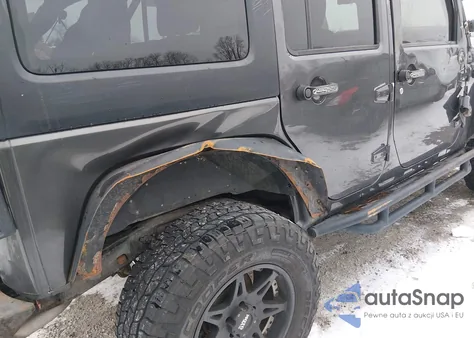 2016 Jeep Wrangler Unlimited Sport z USA, uszkodzony, nr VIN 1C4BJWDG4GL337215